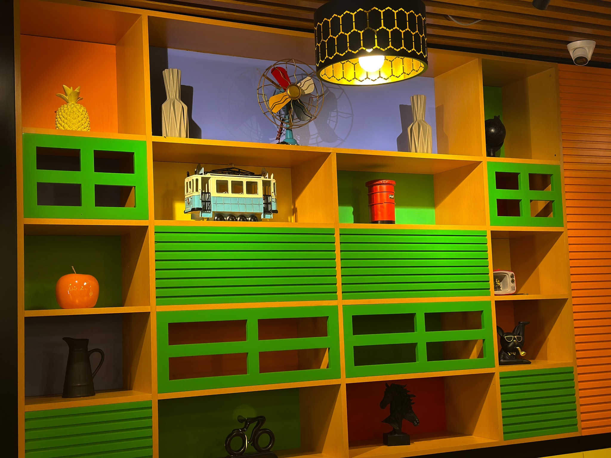 Chutney & Roll Restaurant